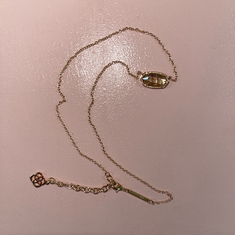 Kendra Scott rose gold necklace
